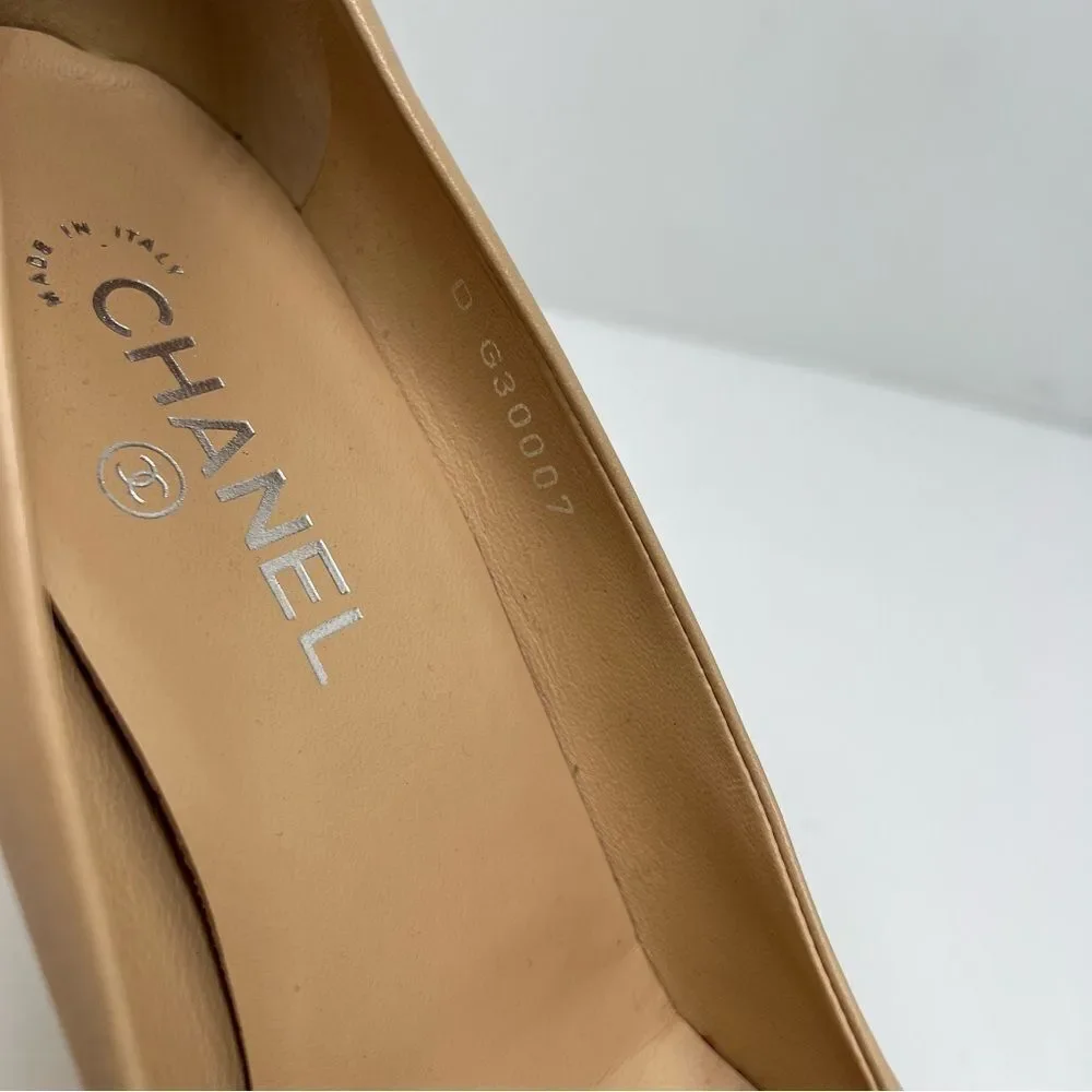 Chanel Beige And Black Classic Heels Size 41 - 10 US